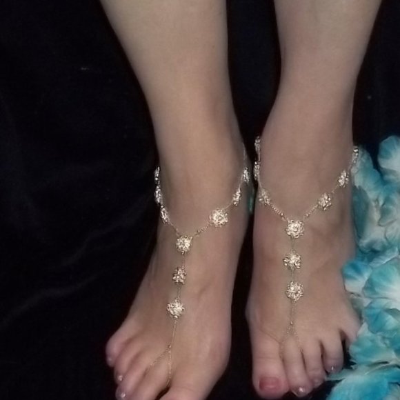Rhinestone Flower Bridal Barefoot Sandals Size 6-9 - Picture 3 of 6
